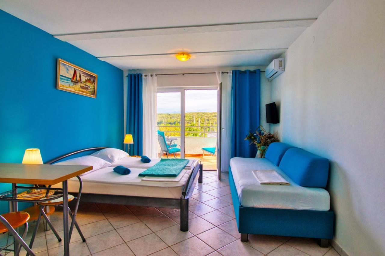 Apartman Studio Pula Exterior foto
