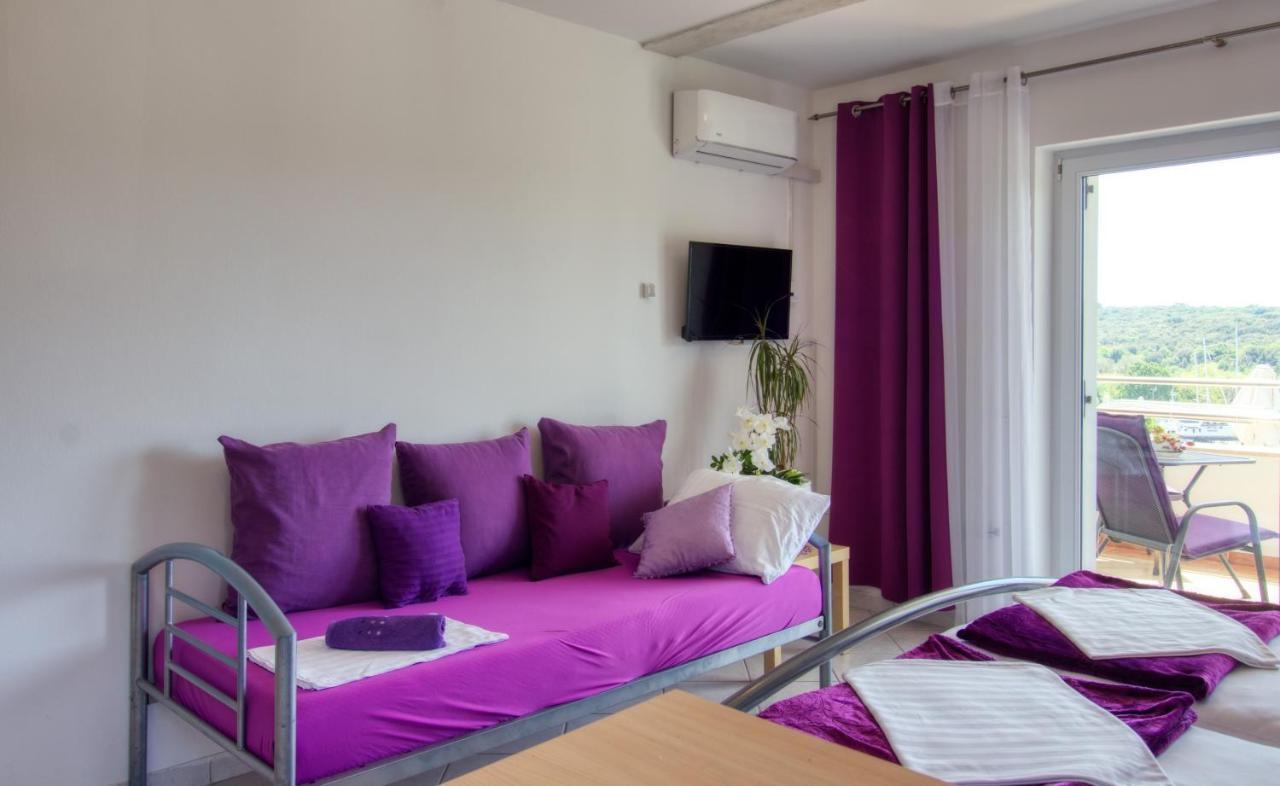 Apartman Studio Pula Exterior foto