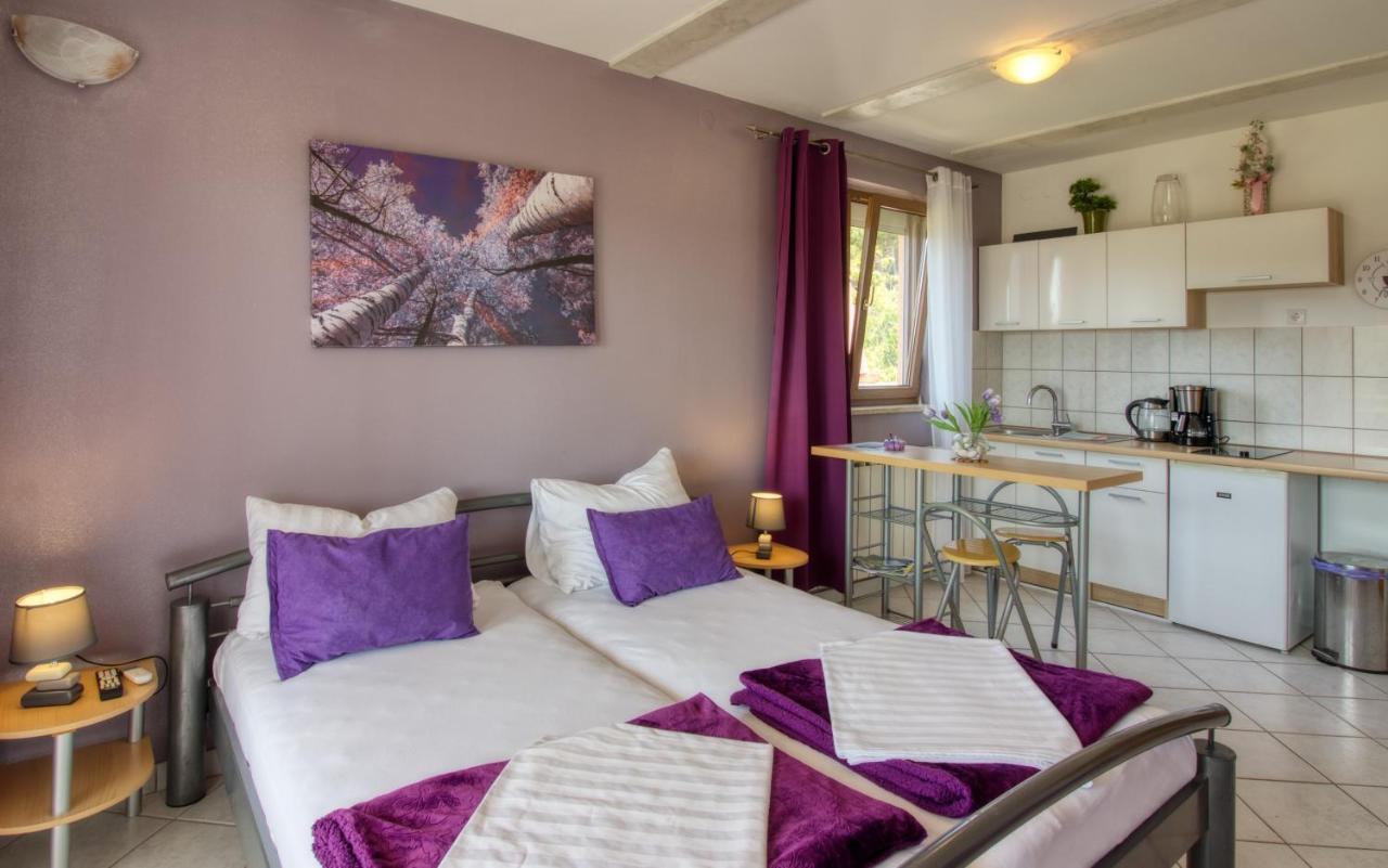 Apartman Studio Pula Exterior foto