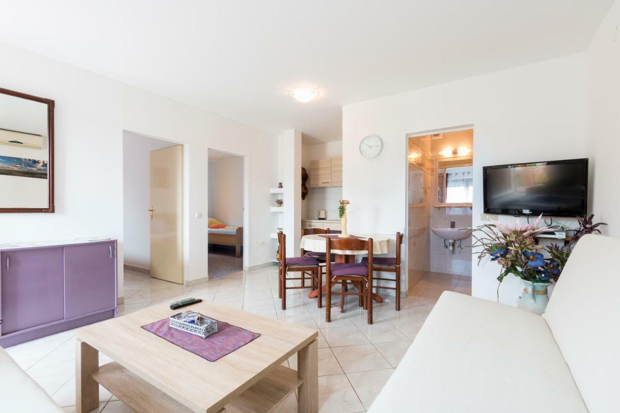 Apartman Studio Pula Exterior foto