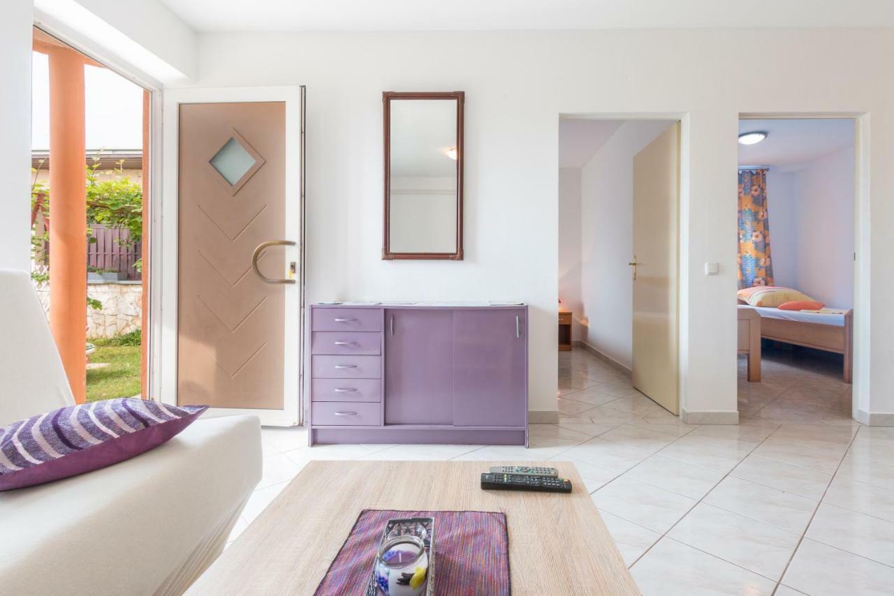 Apartman Studio Pula Exterior foto