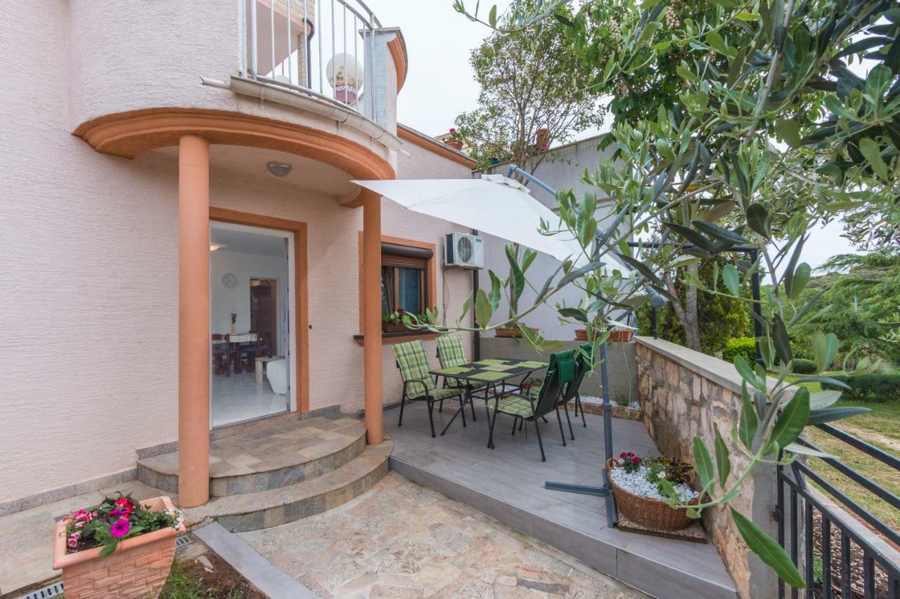 Apartman Studio Pula Exterior foto